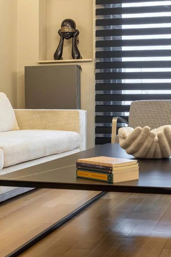 Iconic Salonica Suite Seafront Thessaloniki