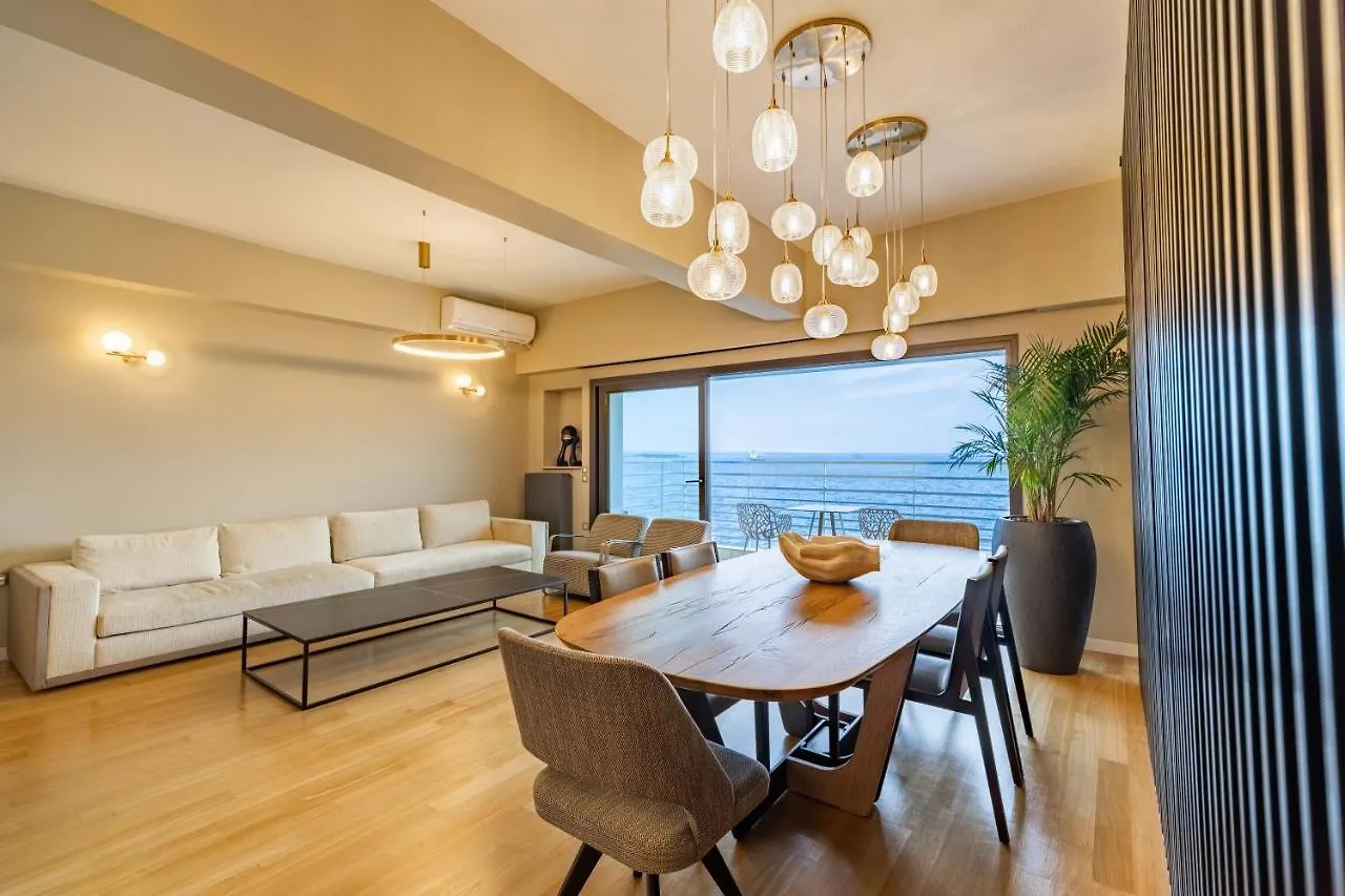 Apartment Iconic Salonica Suite Seafront