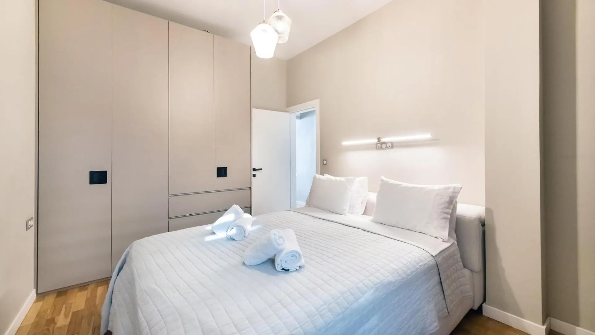 Iconic Salonica Suite Seafront Greece