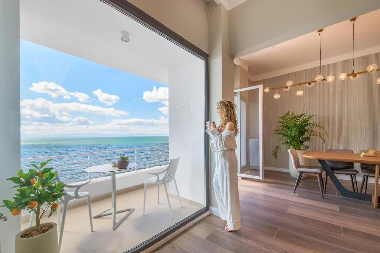 Iconic Salonica Suite Seafront Thessaloniki