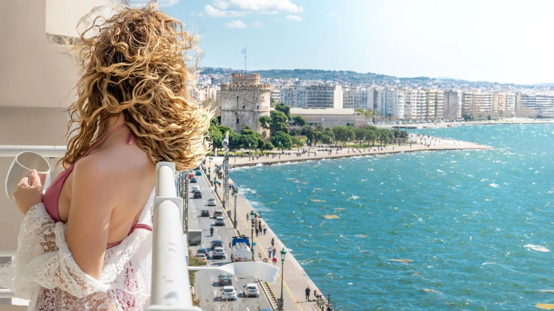 Apartment Iconic Salonica Suite Seafront
